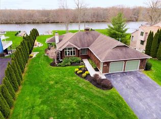 3624 Whispering Woods Ter, Baldwinsville, NY 13027