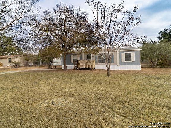 4th image of 4506 County Road 3841