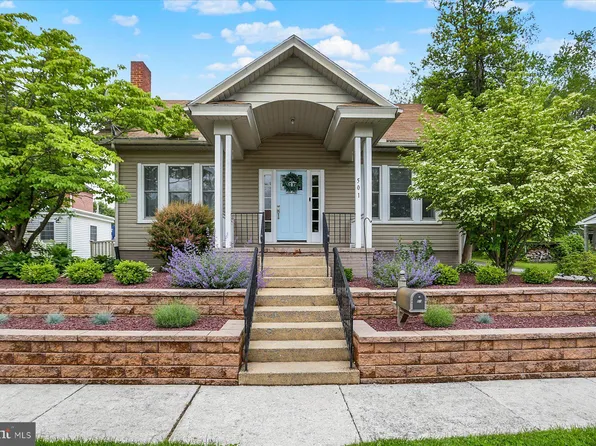 501 Linwood St, New Cumberland, PA 17070