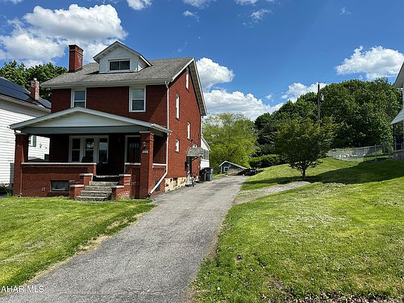 2nd image of 2405 Crawford Ave