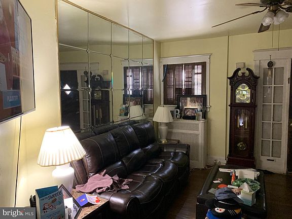 4th image of 4825 N Marshall St