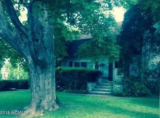 271 Fuller Rd, Queensbury, NY 12804