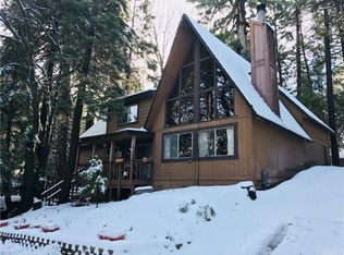 31449 Overhill Dr, Running Springs Area, CA 92382