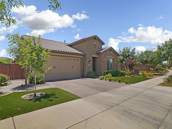 2nd image of 20423 E Carriage Way
