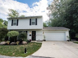 7050 Lake Shore Blvd, Mentor, OH 44060