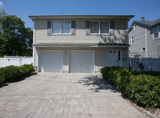 4 Lawrence Ave, Dumont, NJ 07628