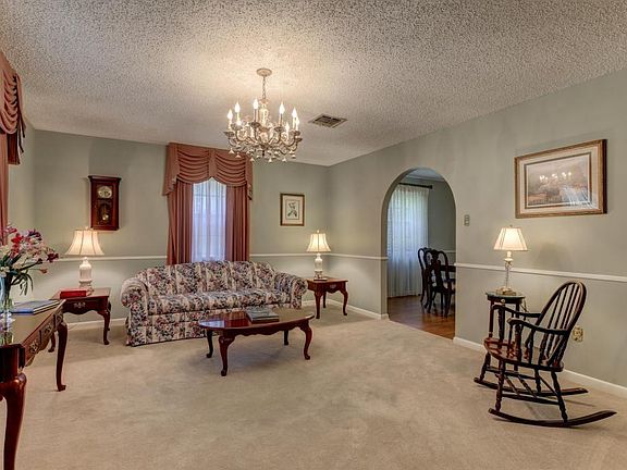 5th image of 3937 Bayou Blvd