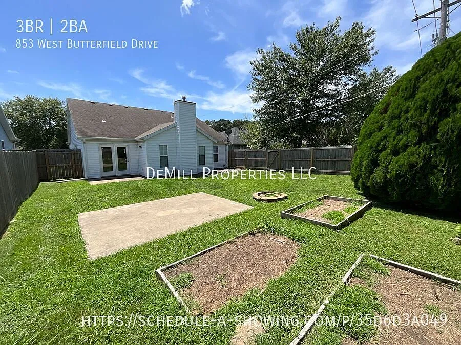 Discover this charming 3-bedroom, 2-bath ranch-style home nestled in a quiet, friendly neighborho... — Photo 4