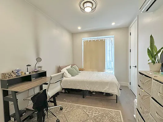 Rented by Doorway NYC, LLC | media 3