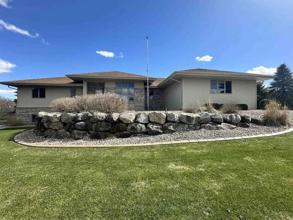 7369 Springhelt Drive, Dane, WI 53529