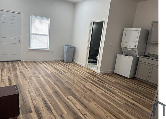 4th image of 1018 S Alabama St #B