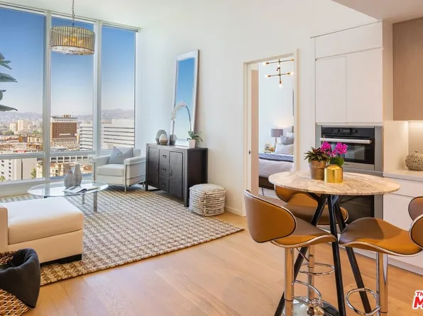 877 S Francisco St #1102, Los Angeles, CA 90017