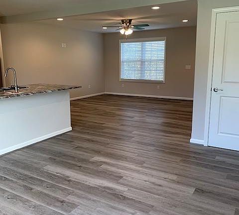 4th image of 6072 Herons Cir