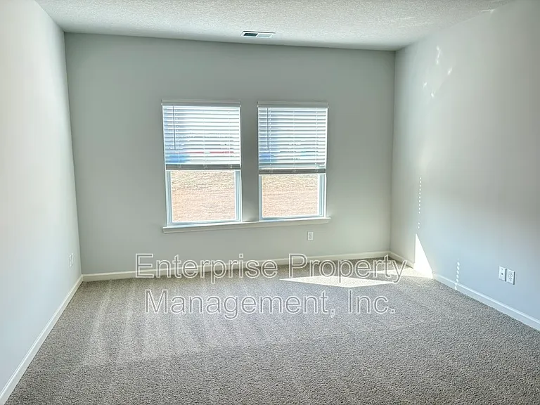 250 Kipling Dr — Photo 14