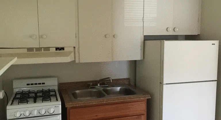 1114 E Genesee St #8 — Photo 19