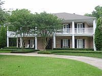 1st image of 2209 Pine Dr