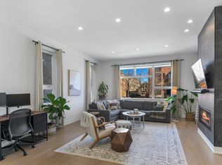 2527 W Warren Blvd, Chicago, IL 60622
