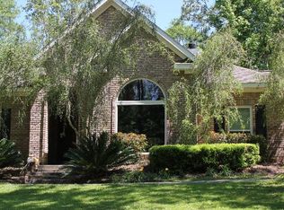 3664 Celeste Oaks Dr, Saraland, AL 36571