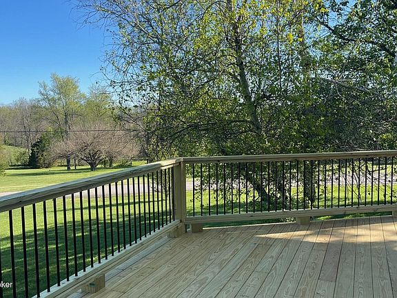 5th image of 519 Kelly Dr