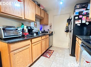 49 Village Brook Ln APT 5, Natick, MA 01760