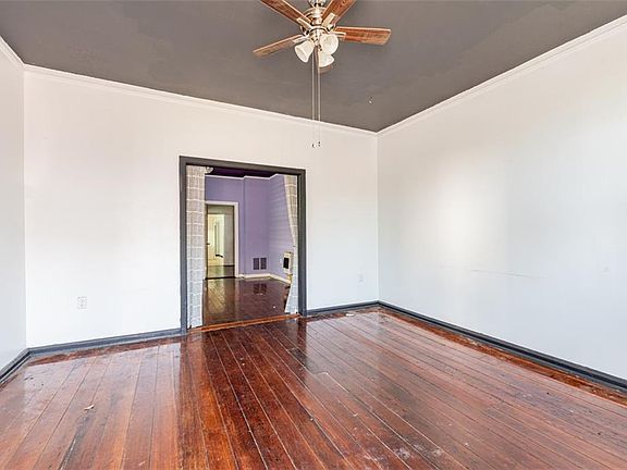 3rd image of 2713-15 Urquhart St