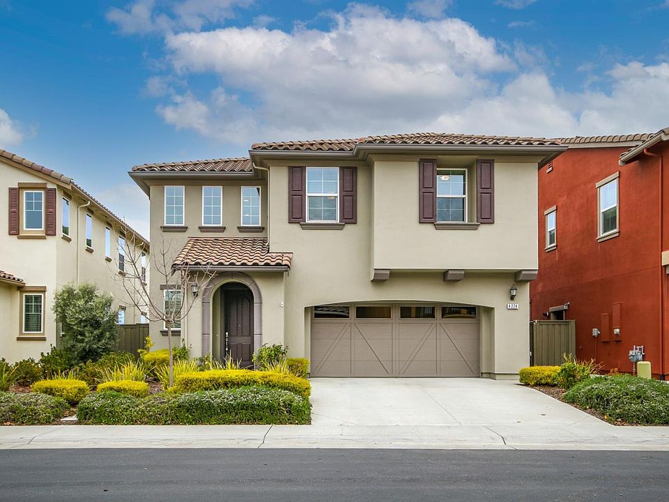 2nd image of 4224 Vittorio Dr