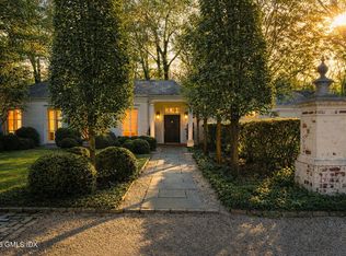 47 Husted Ln, Greenwich, CT 06830