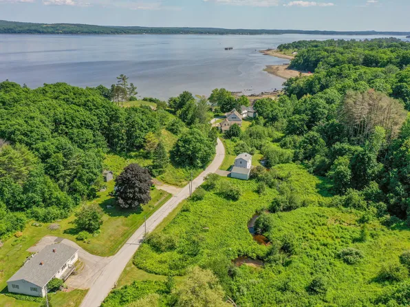 23 Perkins Road, Stockton Springs, ME 04981