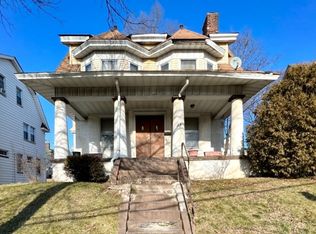 35 Stengel Ave, Newark, NJ 07112