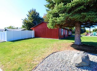 2702 W Viola Ave, Yakima, WA 98902