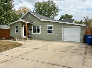 406 4th St NW, Wadena, MN 56482