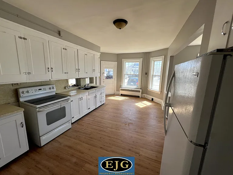 11 Reed St #1 — Photo 2