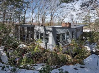 58 Hill St, Lexington, MA 02421