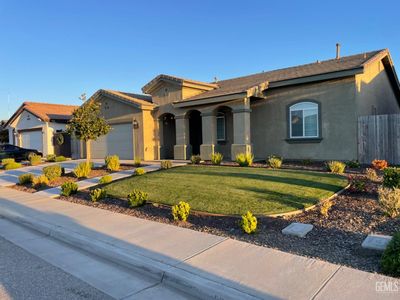 5213 Ciudad Nuevo Dr, Bakersfield, CA, 93307