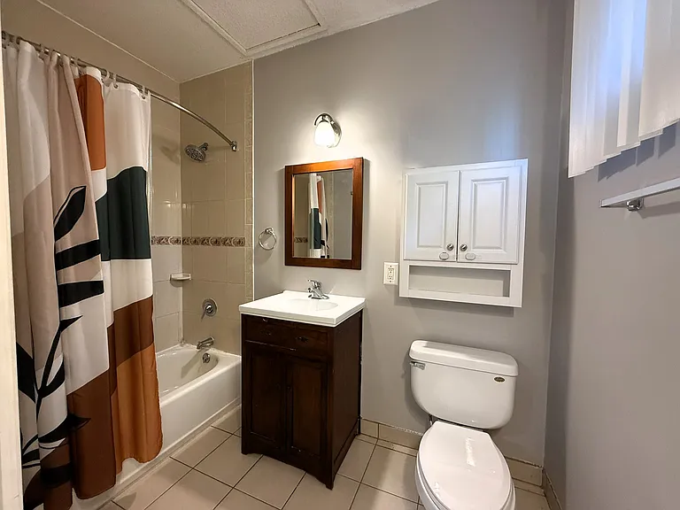 3147 S Gordon Ave — Photo 8