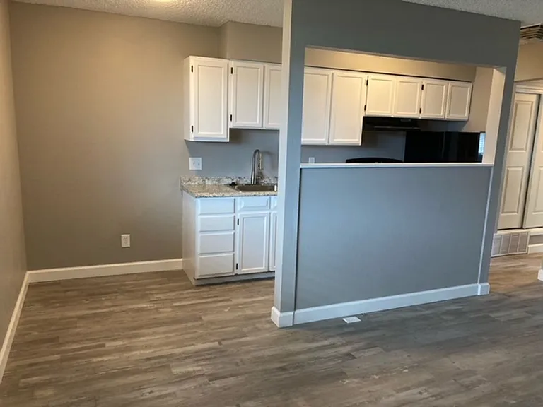 Peak 72 Apartments — Photo 42