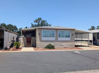 1001 Sylmar Ave SPC 207, Clovis, CA 93612