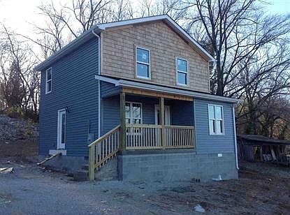 2nd image of 103 S Main St