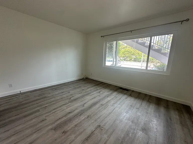 1501 Santa Barbara St #A — Photo 9