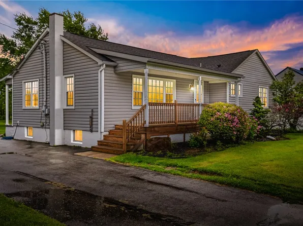 4624 Clear Shade Dr, Windber, PA 15963