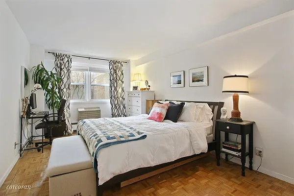 Sold by Corcoran | media 8