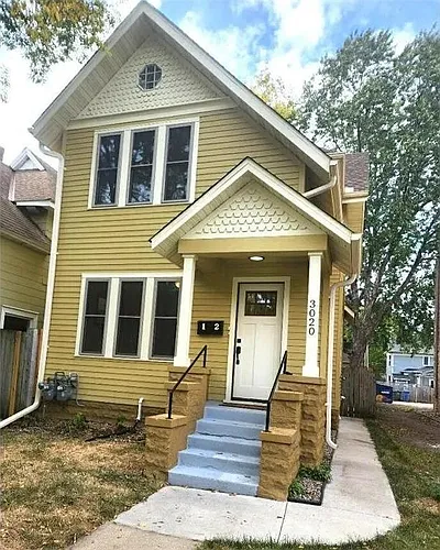3020 Grand Ave S Photo 1