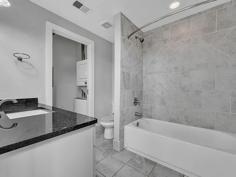 Hotel Roxy Lofts — Photo 6