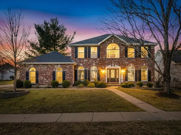 609 Wyatt Dr, Saint Peters, MO 63376