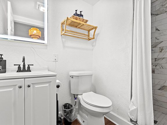 2nd image of 805 4th Ave N APT 2