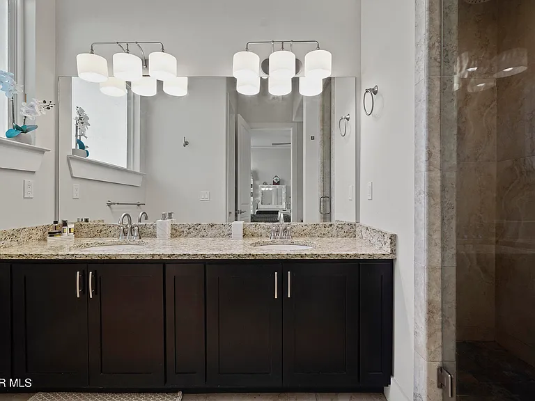 13012 Birdsview Cir — Photo 17