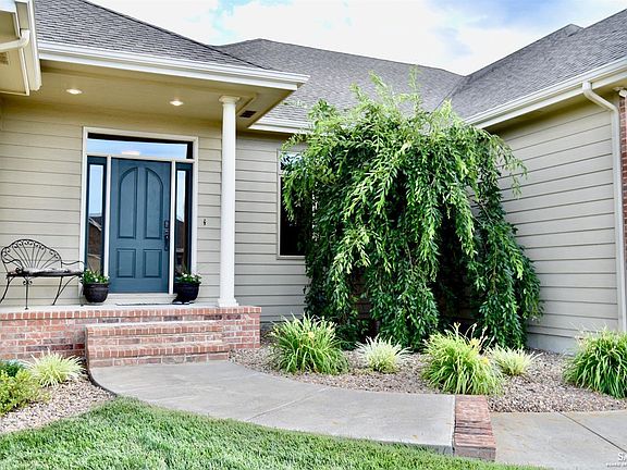 3rd image of 2528 Stonepost Ln