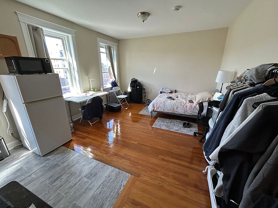 1st image of 1255 Commonwealth Ave #19