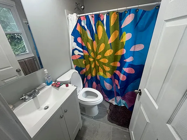 30 E George St #1 — Photo 3