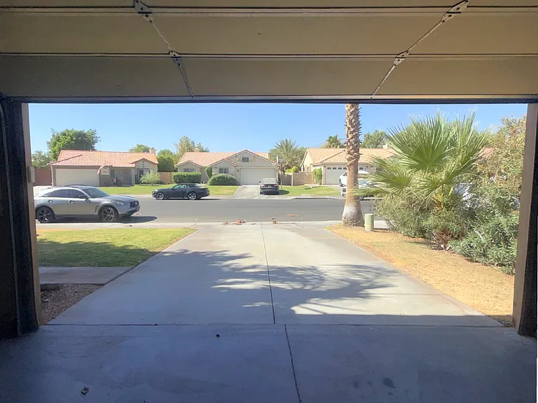 78880 Sanita Dr — Photo 44